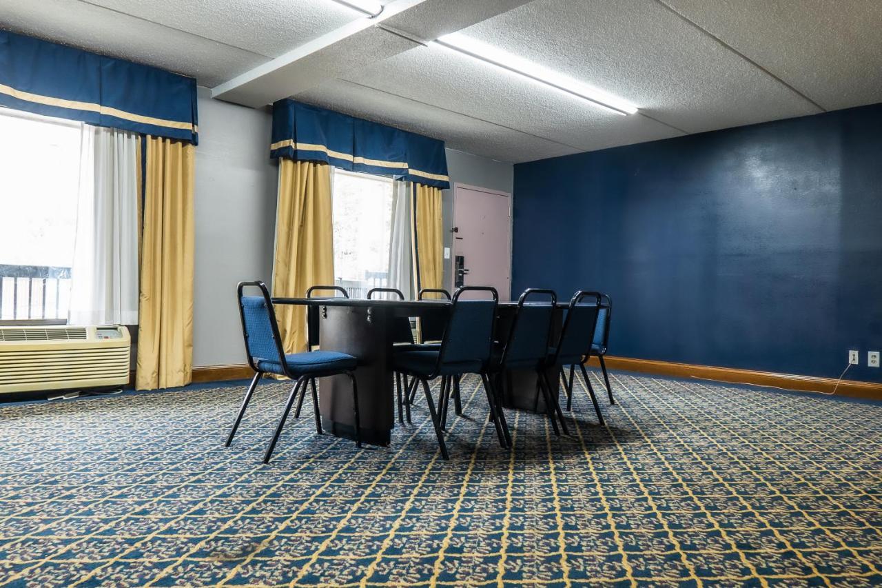 Baymont By Wyndham London Ky Motel Exterior photo
